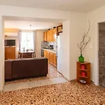 An Amazing Earthly House In Sofades Villa *